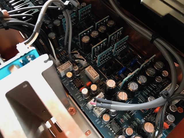 La partie pré-ampli avec les modules HDAM SA2/3